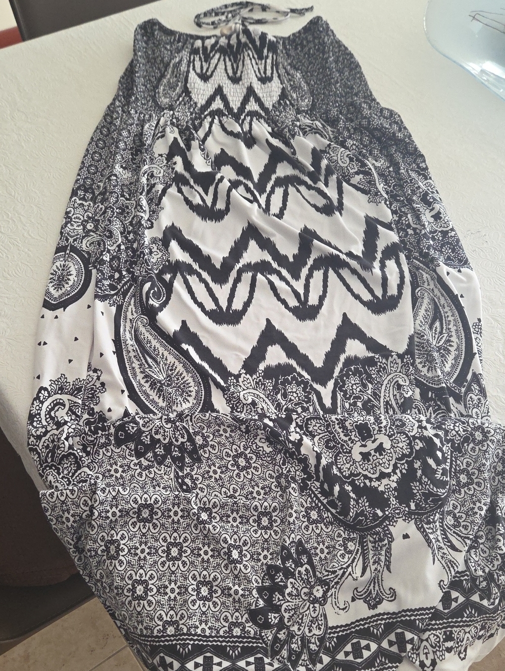 Black & White Patterned Women’s Long Dress